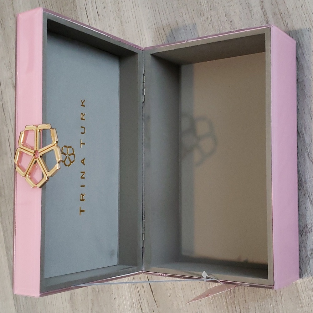 Trina Turk mirror jewelery box in blush